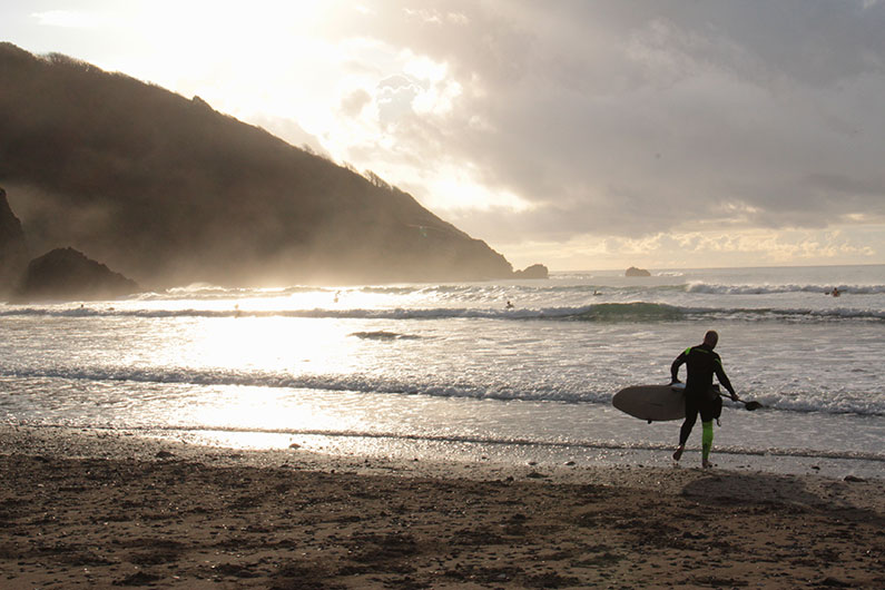 Kayaker heading into the sea