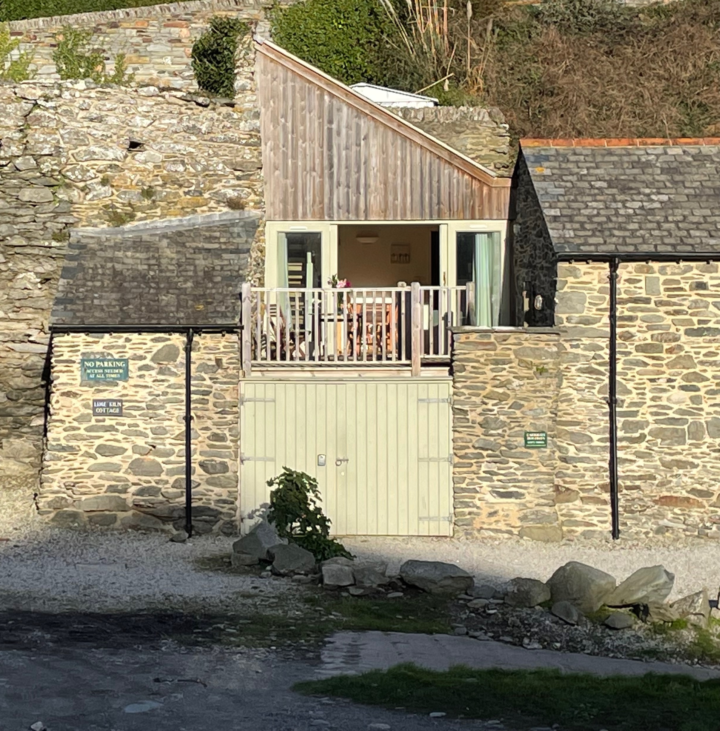 Lime Kiln Homepage Accommodation Button