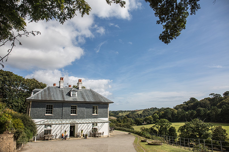 It’s official – more couples than ever are shunning big white weddings and eloping to Cornwall!