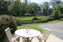 Old Cart House - Terrace and garden