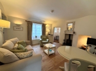 Sitting room Bottom lodge B