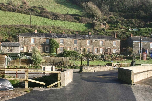 Boat-House-Gallery-Image-15-Caerhays-Holidays (1) (1) (1)