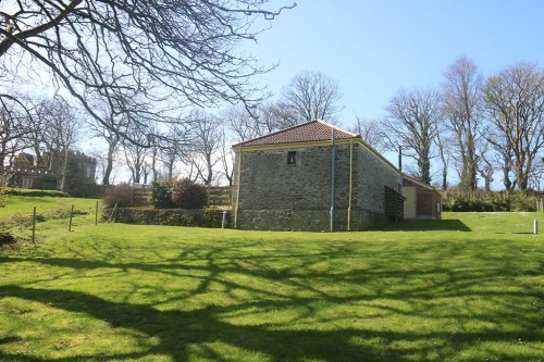 Old-Cart-House-Gallery-Image-10-Caerhays-Holidays